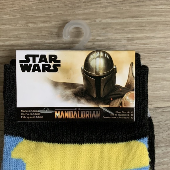 Hyp Star Wars The Mandalorian Baby Yoda Grogu Men Crew Socks 2 Pair Pack New - Picture 2 of 5